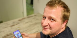 Velberter entwickelt Familien-App: „Haben uns bei der Höhle der Löwen beworben“ Der Velberter Dennis Mayer ist eine Hälfte des Entwicklerduos. Foto: Volkmann