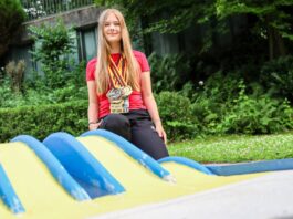 Junge Velberterin brennt für Minigolf: Die World Games im Blick Johanna Winterhoff sammelt beim Minigolf fleißig Medaillen - jüngst hat die Velberterin zwei WM-Titel erspielt. Archivfoto: Volkmann