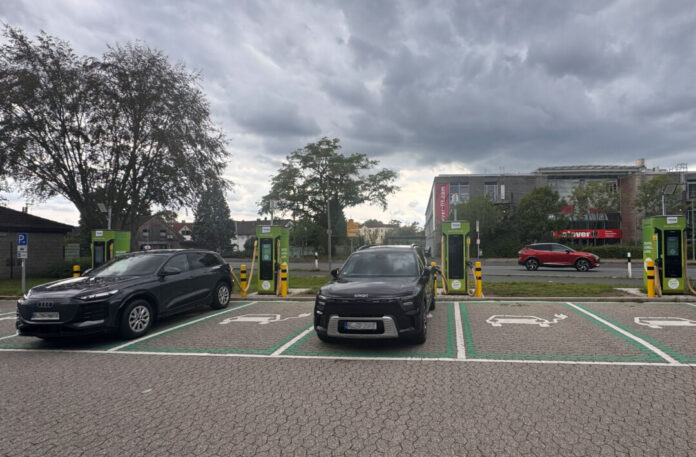 Die Sicherheitsmaßnahmen gegen Vandalismus und Diebstahl wurden in Breitscheid noch einmal massiv verstärkt. Foto: Stadtwerke Ratingen Die Sicherheitsmaßnahmen gegen Vandalismus und Diebstahl wurden in Breitscheid noch einmal massiv verstärkt. Foto: Stadtwerke Ratingen
