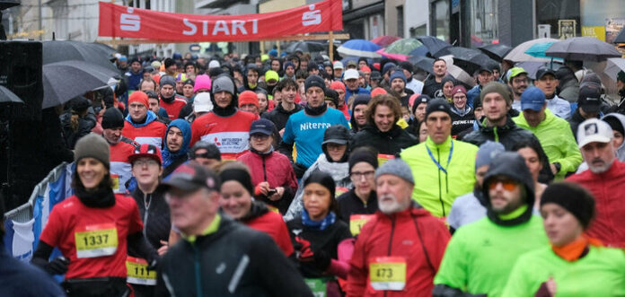 Startbild_Erwachsene Am 10. Januar 2027 geht es wieder rund um die Innenstadt. Foto: ASC Ratingen West
