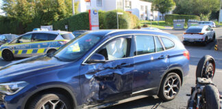 16-Jähriger bei Crash in Overath verletzt An der Olper Straße kam es zu dem Unfall. Foto: Polizei