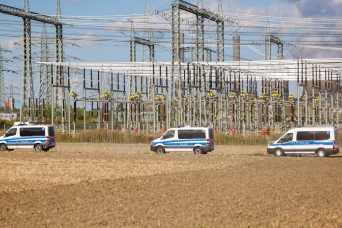 Festnahme im Zusammenhang mit Sabotage am Stromnetz Die Staatsanwaltschaft Cottbus führt eines der Verfahren gegen den 48-jährigen Tatverdächtigen. (Archivbild)