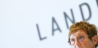 Landesrechnungshof warnt vor stark steigender Schuldenlast Rechnungshof-Präsidentin Brigitte Mandt mahnt einen Konsolidierungsplan an. (Archivbild)