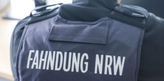 60 Millionen Schaden: Razzia gegen Geldwäsche Mit einer großangelegten Razzia gehen Behörden gegen ein System von Scheinfirmen vor. (Archivbild)
