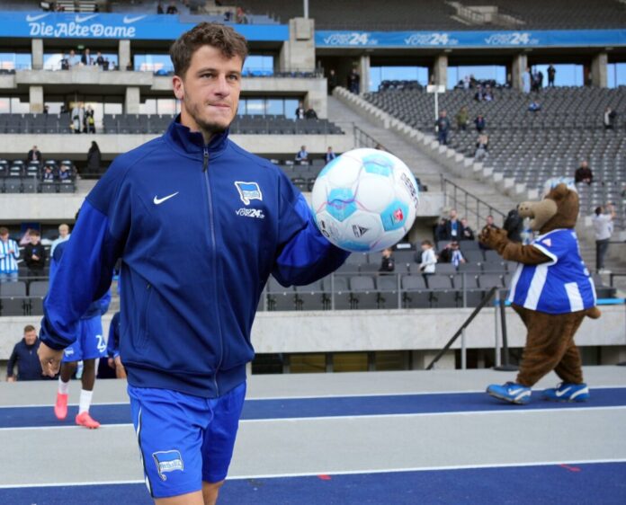 Diego Demme Ex-Nationalspieler Diego Demme spielt künftig für einen Sechsligisten. (Archivbild)