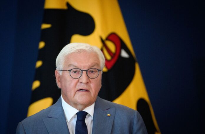 Bundespräsident Frank-Walter Steinmeier Bundespräsident Frank-Walter Steinmeier hat in Bonn zur Verteidigung der Demokratie aufgerufen (Archivbild).