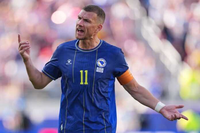 Edin Dzeko Edin Dzeko bestreitet im Oktober sein letztes Länderspiel für Bosnien-Herzegowina. (Archivbild)