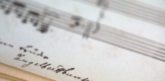 Unbekanntes Werk von Humperdinck entdeckt Mehr als 100 Jahre nach dem Tod von Engelbert Humperdinck ist ein bisher unbekanntes Gesangsstück des Komponisten aufgetaucht. Hier ist sein Name auf einer anderen Komposition zu sehen. (Illustration)