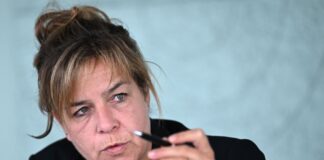 Neubaur fordert Mineralölkonzerne zu fairen Preisen auf Ministerin Neubaur begrüßt die Entscheidung. (Archivbild)
