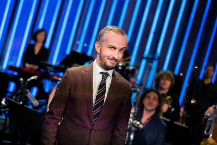Jan Böhmermann Jan Böhmermann hat betont, die Entscheidung, mit seiner Sendung «ZDF Magazin Royal» aufzuhören, habe er selbst getroffen. (Archivbild)