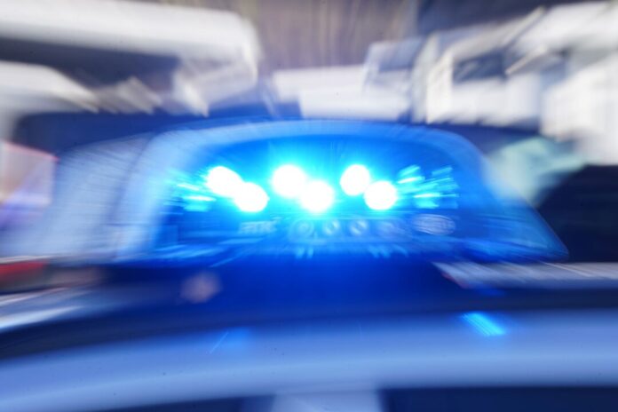 Polizei Unbekannte haben 40 Meter Starkstromkabel von einem Firmengelände gestohlen. (Symbolfoto)