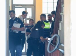NRW geht gegen Betrug mit Schrotthäusern und Mietwucher vor Kontrollen in Problemimmobilien: Behörden und Polizei suchen wieder nach Mietwucher und Sozialbetrug. (Archivbild)