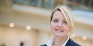 CDU-Abgeordnete macht Brustkrebs-Operation öffentlich Christina Schulze Föcking (CDU) hat eine Brustkrebs-OP öffentlich gemacht und will so anderen Frauen Mut machen (Archivfoto)