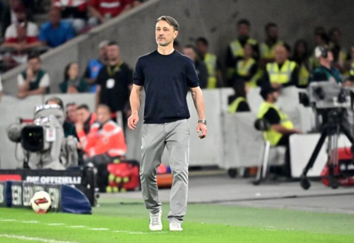VfB Stuttgart - Borussia Dortmund Bekam nach dem Sieg in Stuttgart eine traurige Nachricht: BVB-Coach Niko Kovac.