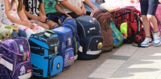Knapp die Hälfte der Schüler in NRW hat Migrationsgeschichte An Grundschulen ist der Anteil der Schüler mit Migrationsgeschichte höher als an anderen Schulen. (Symbolbild)