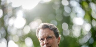 Wüst: Bas soll Gesetzentwurf zur Rentenreform vorlegen NRW-Ministerpräsident Hendrik Wüst will nun schnell einen Gesetzentwurf zur geplanten Rentenreform.