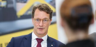 Wüst: «Es braucht keine Protestwahl» Ministerpräsident Hendrik Wüst unterstützt den CDU-Wahlkampf in Sachsen-Anhalt.