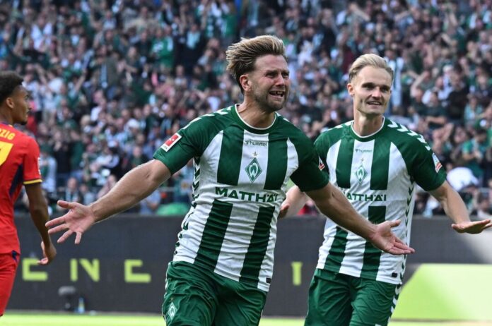 Werder Bremen - RB Leipzig Bremens Niclas Füllkrug freut sich nicht unbedingt über das Pokallos.