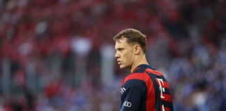 Neuer nach Nullnummer: «Jeder Pfiff ein Kompliment» Manuel Neuer wurde bei seinem möglicherweise letzten Auftritt in der Schalker Arena ausgepiffen.
