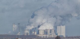 Drei von fünf Kraftwerksblöcken nach Sabotage wieder am Netz Das Braunkohlekraftwerk Niederaußem. (Archivbild)