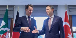 Visaerleichterung für türkische Geschäftsleute Der letzte Tag der Türkei-Reise von NRW-Ministerpräsident Wüst steht im Zeichen der Wirtschaftsbeziehungen.