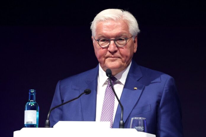 Bundespräsident Frank-Walter Steinmeier Am Samstag lädt Steinmeier zum Bürgerfest in die Villa Hammerschmidt in Bonn.