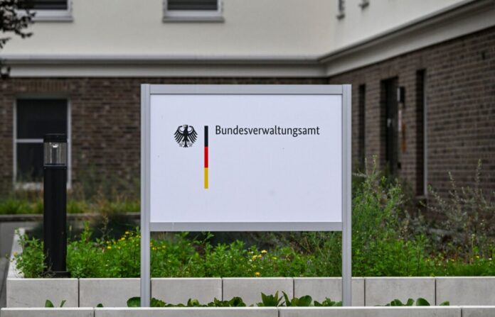 Bundesverwaltungsamt Das Bundesverwaltungsamt. Hier eine Außenstelle in Brandenburg. (Archivbild)