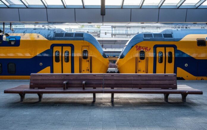 Streik legt Bahnverkehr in Niederlanden lahm Ein Bahnstreik blockiert am Mittwoch die Niederlande (Archivbild).