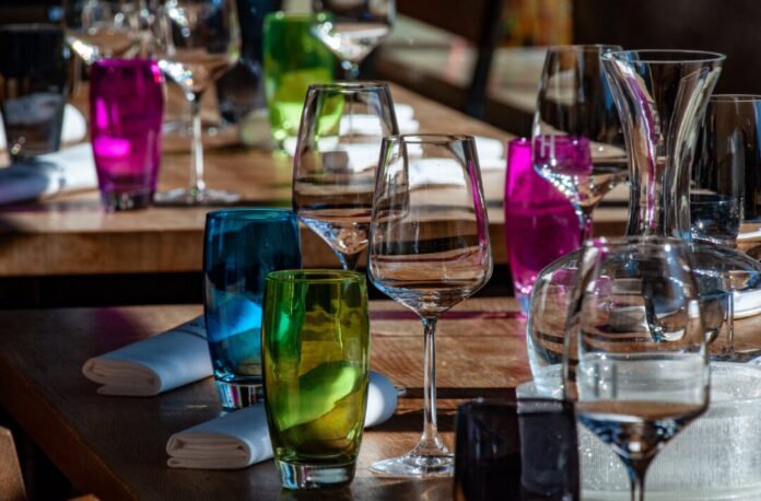 Ein Tisch in einem Restaurant. Foto: pixabay Ein Tisch in einem Restaurant. Foto: pixabay