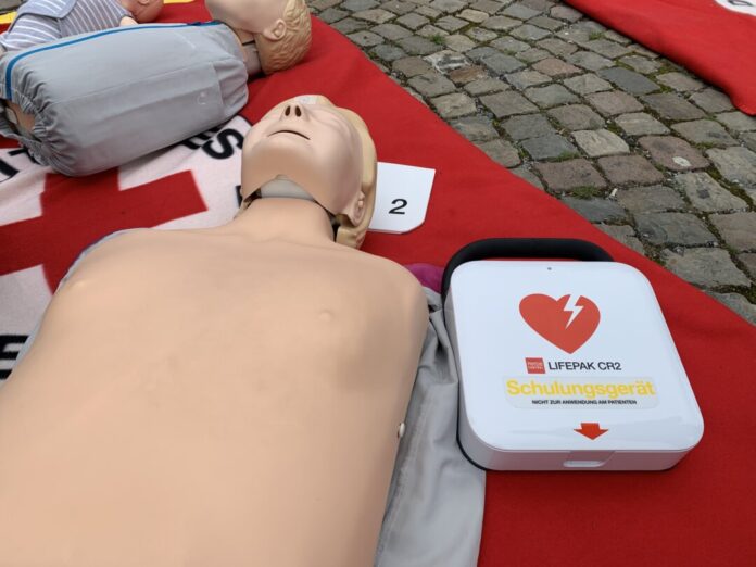 Die Woche der Wiederbelebung soll den Fokus auf lebensrettende Erste-Hilfe setzen. Foto: Kreis ME Die Woche der Wiederbelebung soll den Fokus auf lebensrettende Erste-Hilfe setzen. Foto: Kreis ME