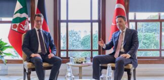 Wüst würdigt Visaerleichterung für türkische Geschäftsleute Wüst (l.) beendet heute seine dreitägige Türkei-Reise.