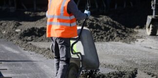 Landesregierung möchte Wirtschaft auf Recyclingkurs bringen Eine Baustelle in NRW - künftig sollen dort mehr Recyclingmaterialien eingesetzt werden. (Archivbild)