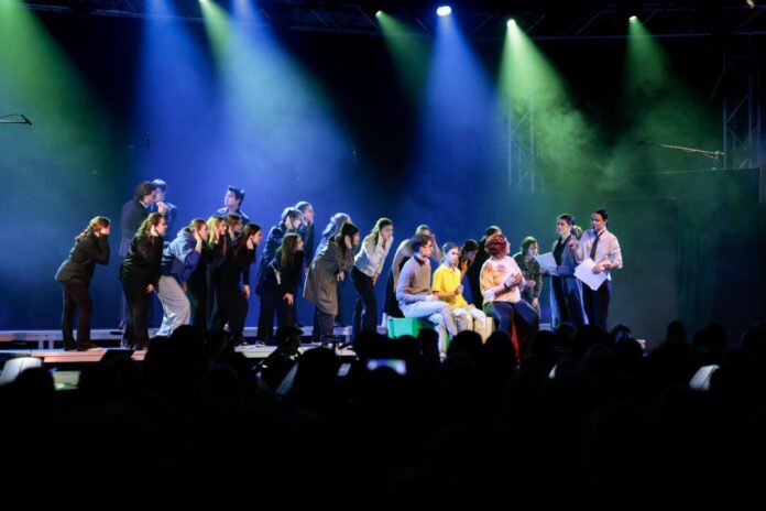 2026-10-02Musical Herr der Diebe So sieht Musical bei der Musikschule Ratingen aus: Szene aus „Herr der Diebe“ im Jahr 2024. Foto: Stadt Ratingen