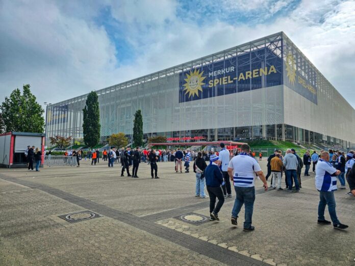 Die Merkur-Spiel-Arena in Düsseldorf. Foto: Volkmann Die Merkur-Spiel-Arena in Düsseldorf. Foto: Volkmann