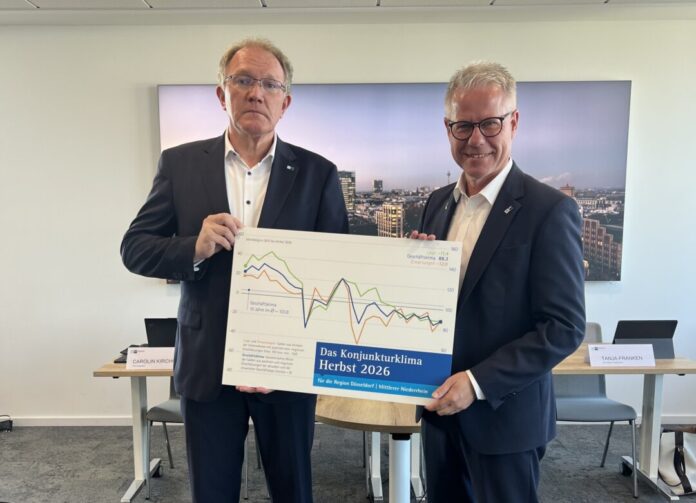 Gregor Berghausen, Hauptgeschäftsführer der IHK Düsseldorf, mit Jürgen Steinmetz, Hauptgeschäftsführer der IHK Mittlerer Niederrhein. Foto: IHK Düsseldorf Gregor Berghausen, Hauptgeschäftsführer der IHK Düsseldorf, mit Jürgen Steinmetz, Hauptgeschäftsführer der IHK Mittlerer Niederrhein. Foto: IHK Düsseldorf