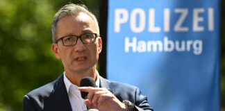 Hamburgs Polizeipräsident Schnabel will zurück nach NRW Schnabel will aus familiären Gründen nach NRW zurückkehren. (Archivbild)