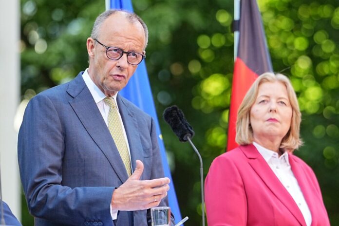 Debatte über Abschaffung der «Rente mit 63» Merz zeigt Verständnis für die Entscheidung seiner Arbeitsministerin.