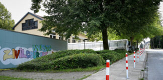 In den Herbstferien: Bombendrohung an Heiligenhauser Schule löst Polizeieinsatz aus