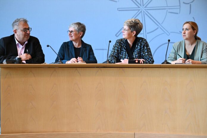 Grüne Fraktionsvorsitzendenkonferenz zu Gast in NRW Die Grünen wollen die Prüfung eines AfD-Verbotsverfahrens vorantreiben.
