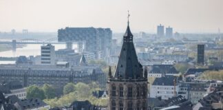 Köln würdigt ehemaligen OB Adenauer mit Festakt Bei einer Festveranstaltung erinnert die Stadt Köln an die Verdienste ihres früheren Oberbürgermeisters Konrad Adenauer. (Archivbild)