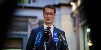 NRW-Umfrage: CDU verliert deutlich – AfD legt zu Hendrik Wüst wird immer wieder als Nachfolger von Kanzler Friedrich Merz gehandelt.