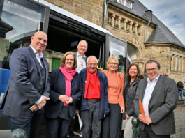 Großer Bahnhof im Bürgerhaus beim Treffen der Bürgerbusvereine