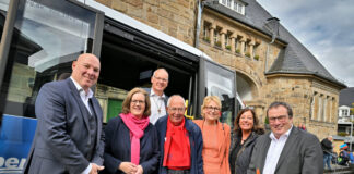 Großer Bahnhof im Bürgerhaus beim Treffen der Bürgerbusvereine