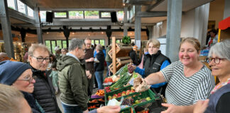 Besucheransturm beim Herbst- und Bauernmarkt in der Abtsküche