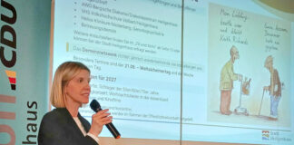Maike Legut steht der Senioren Union Rede und Antwort