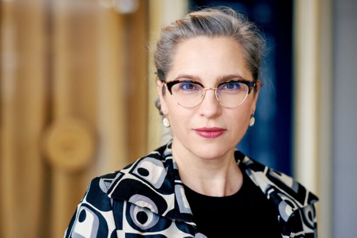 Rebekah Rota © Felix Grünschloss Die Wuppertaler Opernintendantin Rebekah Rota übernimmt das Amt zur Spielzeit 2028/29. Foto: Felix Grünschloss