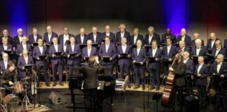 „Gemacht für die Ewigkeit“: Männerchor singt vor fast ausverkauftem Forum Velbert