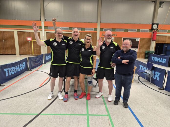 WhatsApp Image 2026-10-14 at 11.01.44 Das Mixed-Team ist derzeit erfolgreich. Foto: TuS 08 Lintorf