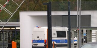 Sabotage am Stromnetz: Verdächtiger vor BGH-Richter Ein Ermittlungsrichter am BGH hat über den Haftbefehl entschieden.