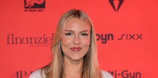 Dagi Bee fahndet per Instagram nach zwei Männern Dagi Bee ist eine der bekanntesten Influencerinnen Deutschlands. (Archivbild)